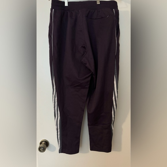 Adidas joggers / gym pants, Men’s size M - Picture 3 of 5